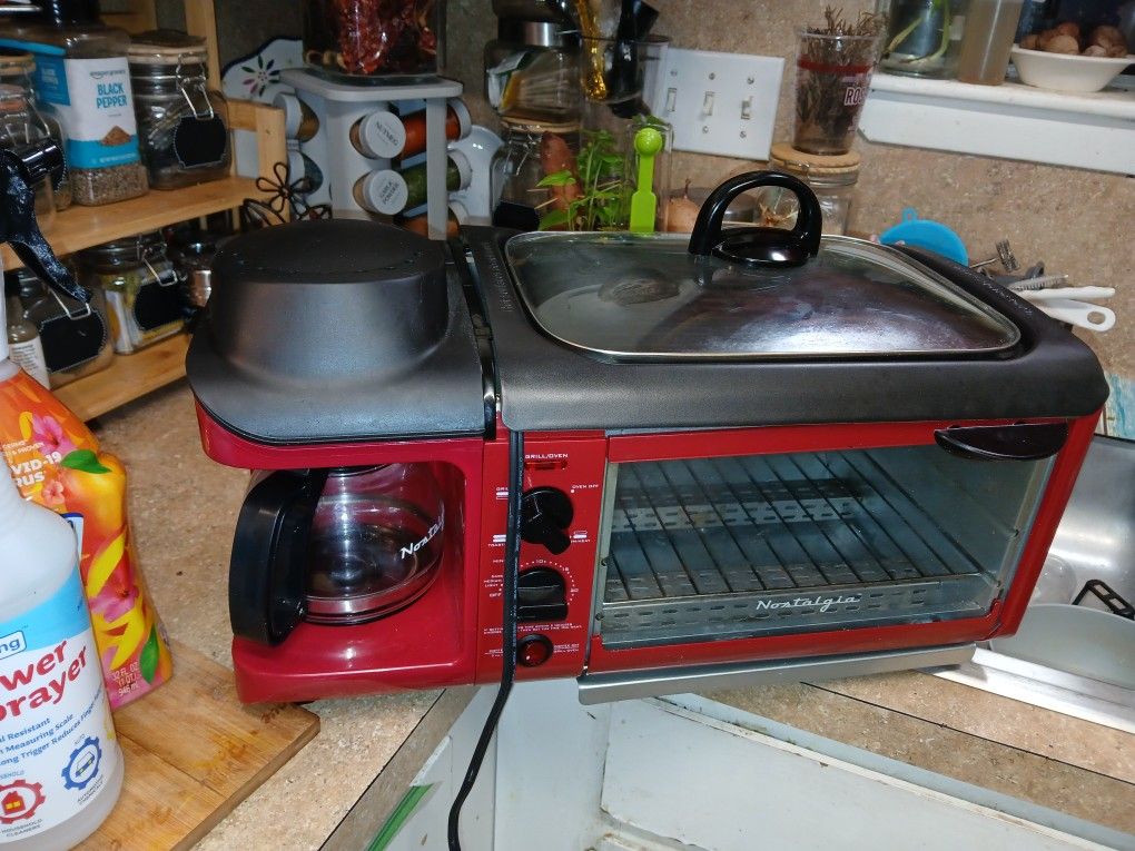 Bake/oven And Coffee Maker Breakfast Bar