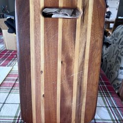 Rectangular wood cutting or charcuterie board with striped pattern