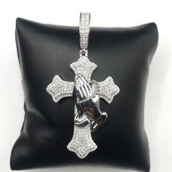 925 Sterling Silver 3.80CT MOISSANITE Praying Hand Men’s Pendant 