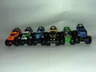 Monster Jam Ride Trucks Complete Set x5 Pre-Owned 1:64