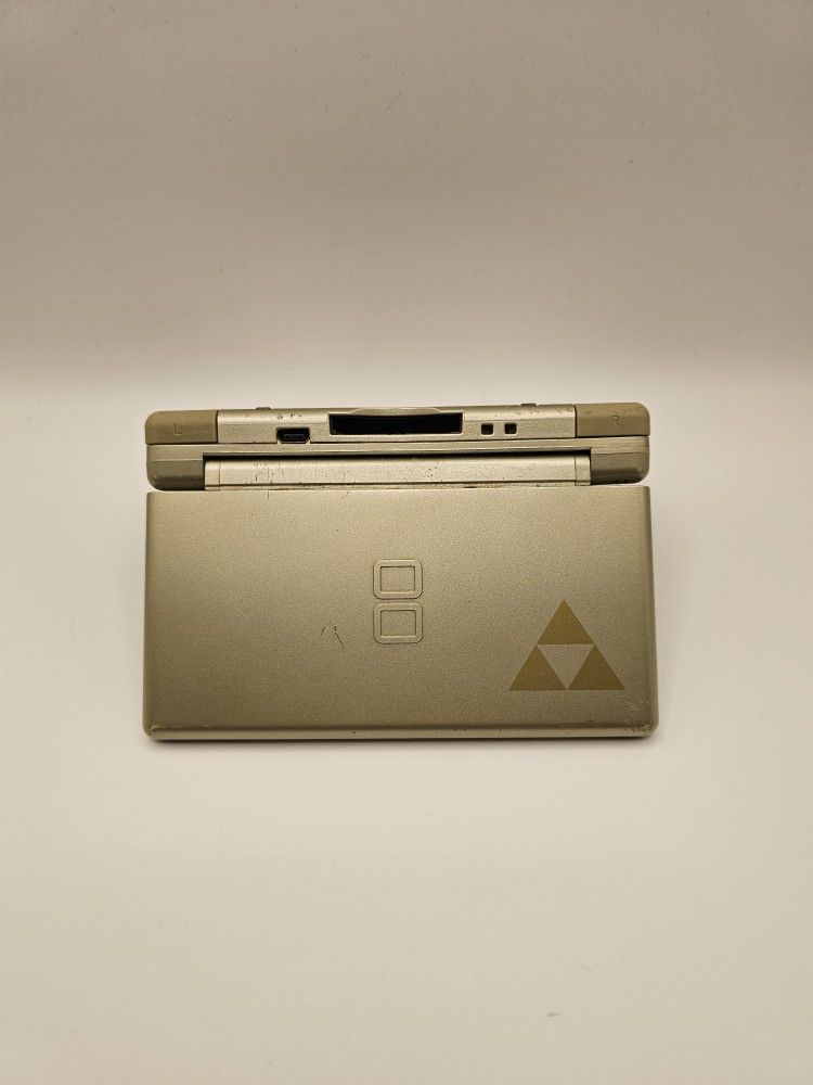 The Legend Of Zelda Gold DS Lite