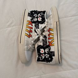 Chuck Taylor Kiss Edition