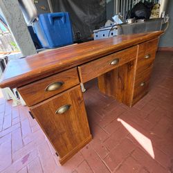 Solid Wood Executive Desk – Heavy Duty