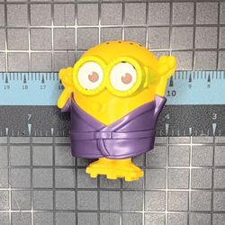 TALKING MARTIAL ARTS MINION | MINIONS #04 | ILLUMINATIONS MCDONALDS 2015 | USED