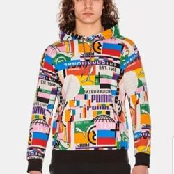 PUMA EST.1948 INTERNATIONAL AOP LIMITED EDITION MEN'S PULLOVER THICK HOODIE SWEATER SIZE MEDIUM WHITE PUMA INTERNATIONAL WORLD BRAND NEW WITH TAGS .