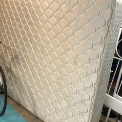 Queen Size Mattress 