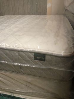 💤🛏️💤 $599 aireloom 14" Eastern available $599 💤🛏️💤