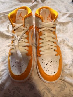 Women’s Air Jordan 1 Mid