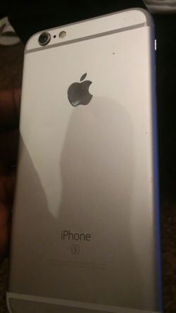 Iphone 6s (blacked out and cracked)