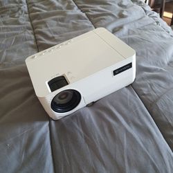 Vankyo HD Mini Projector