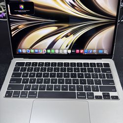 MacBook Air M3 chip