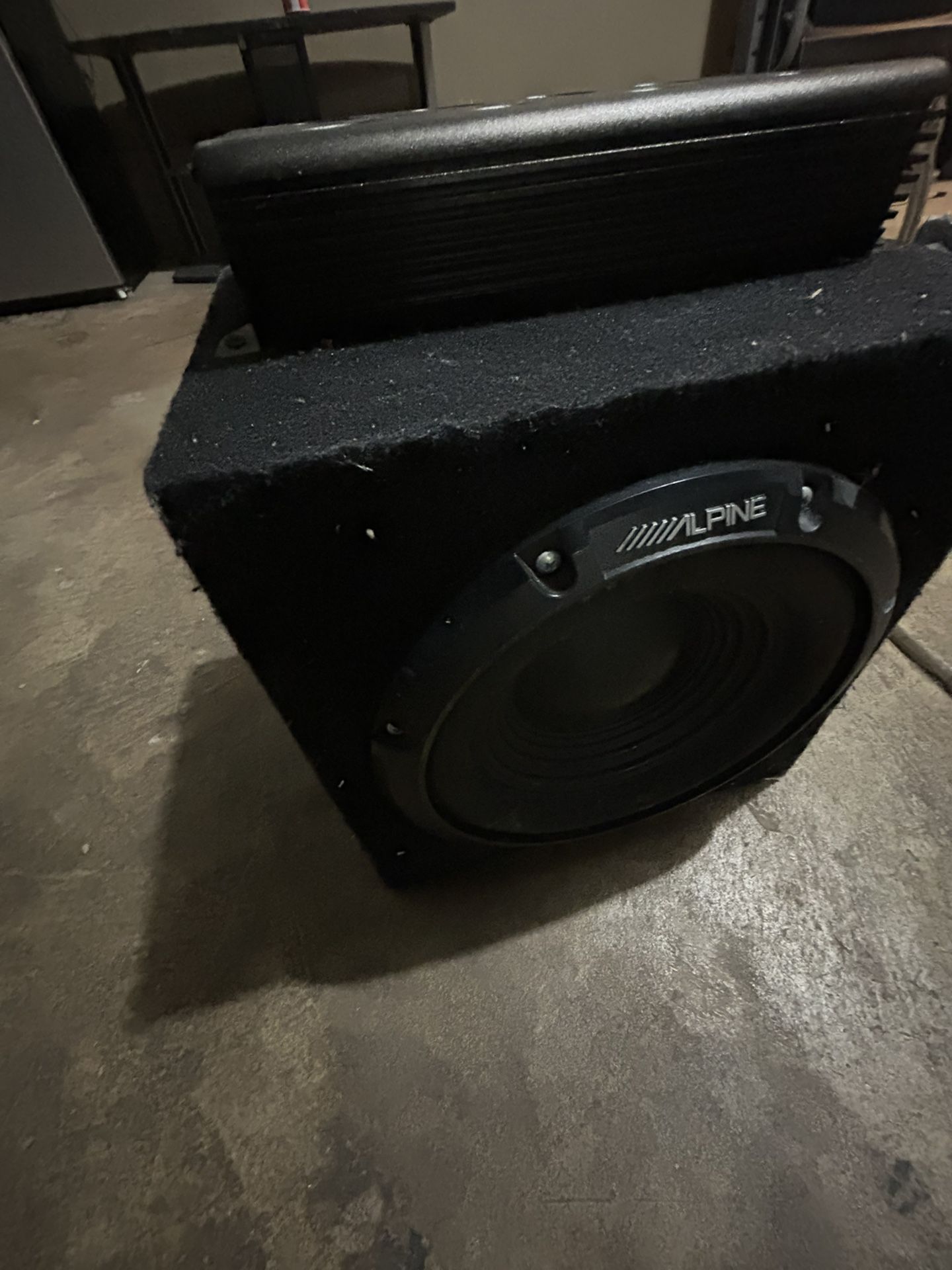 Alpine Subwoofer With Amplifier 
