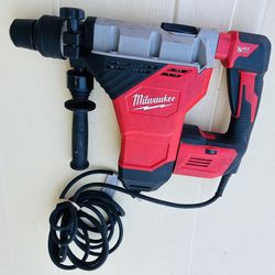 Milwaukee Rotary Hammer 