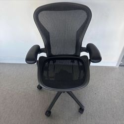 Herman Miller Aeron Chair