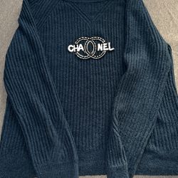 Woman’s Clothing 