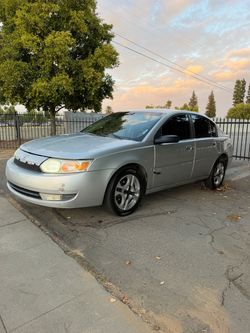 2004 Saturn ion