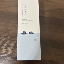 Round Lab 1025 Dokdo Cleansing Oil – NEW