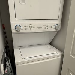 Frigidaire Electric washer and dryer