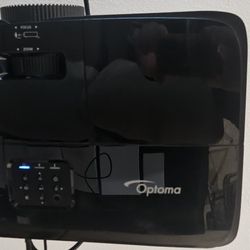 Optoma Projector 100 Inch