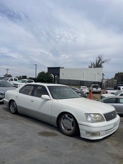 1998 Lexus LS 400