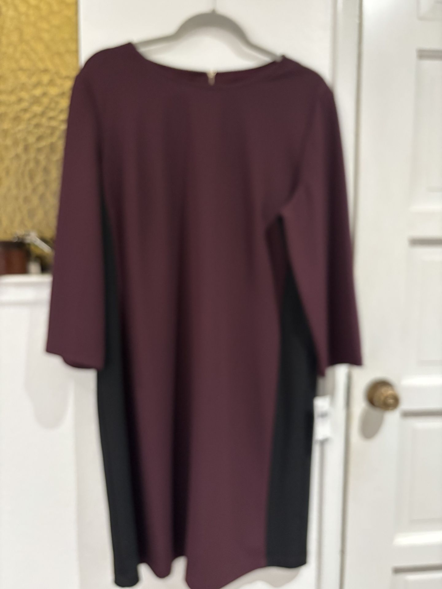 Slimming Stylish Dress  Size 18