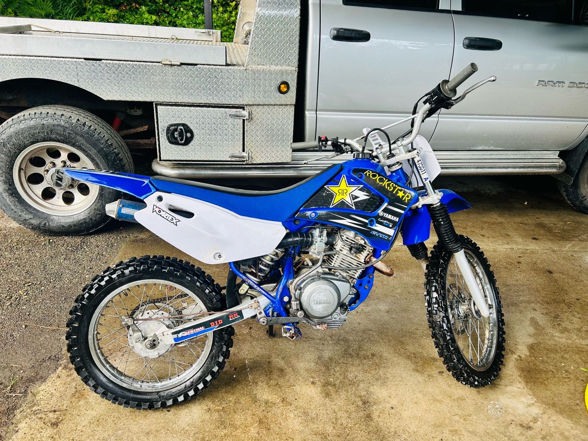 06 Yamaha TTR125 dirtbike