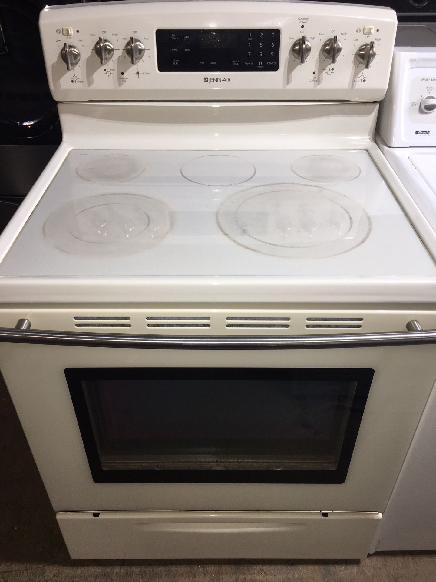 Jenn-Air Stove *30 Day Warranty