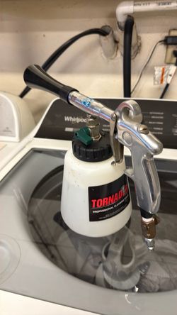 Tornador auto detailing tool
