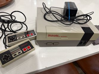 Nintendo Entertainment System NES Console Bundle