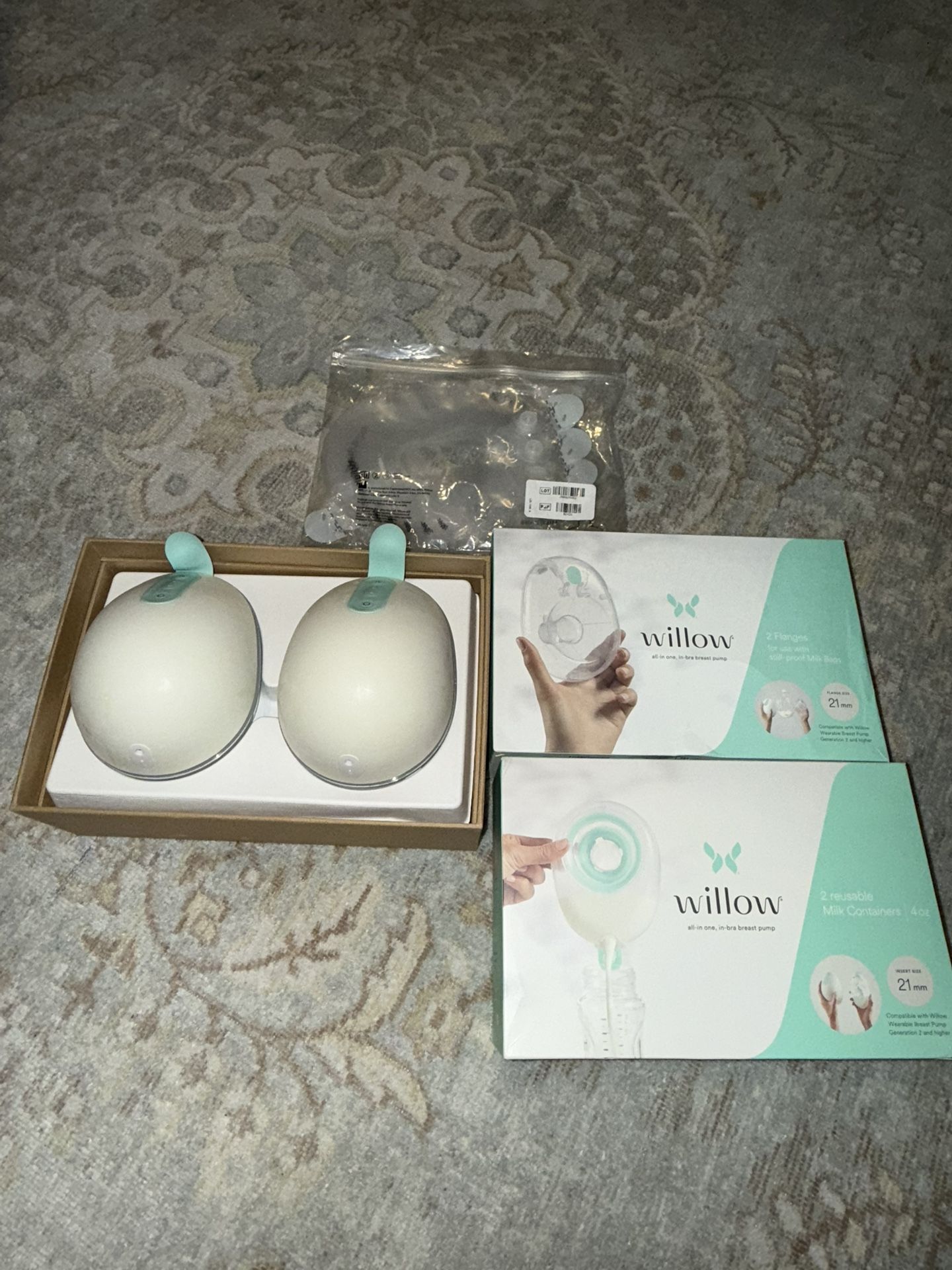 Willow 3 With 24 & 21 Flanges Plus Extra Container And Bags 