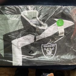 New Large Starter Brand Men’s Raiders Windbreaker Jacket