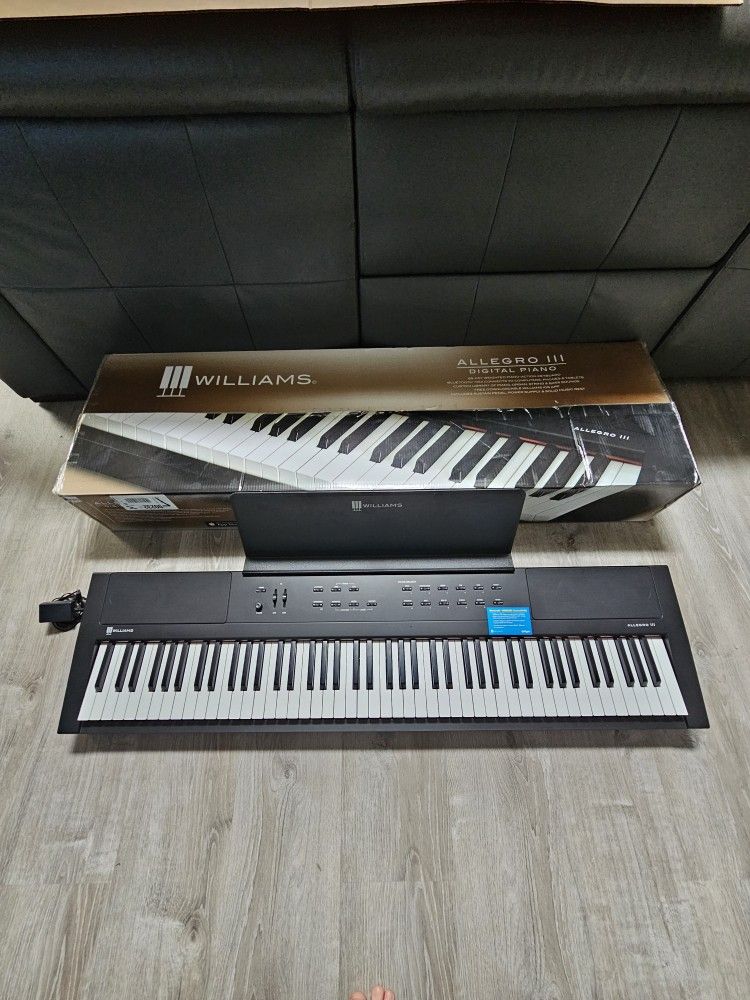 Digital Piano