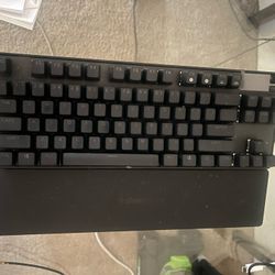 For Sale: SteelSeries Apex Pro TKL Gen 3 Gaming Keyboard — Premium Competitive Gear 🔥