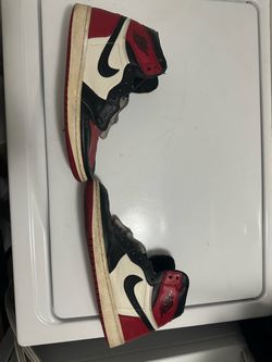 8.5 Air Jordan 1 Retro High Bred Toe Sneakers