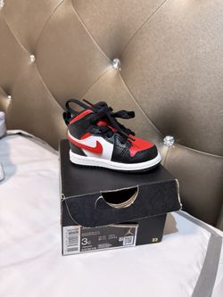 jordan 1s (td)