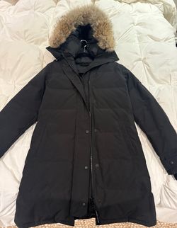 Canada Goose Shelburne Parka - Size Small