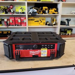Milwaukee m18 packout speaker