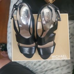Michel Kors Heels