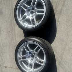 Square G33 Wheels (pair)