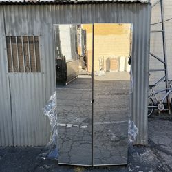 mirrored wardrobe