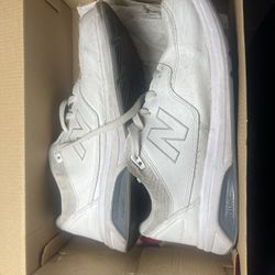 New Balance 813