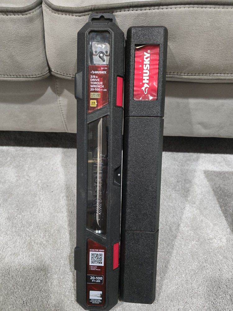 Husky 3/8 in. Drive Torque Wrench 20 to 100 ft/lbs