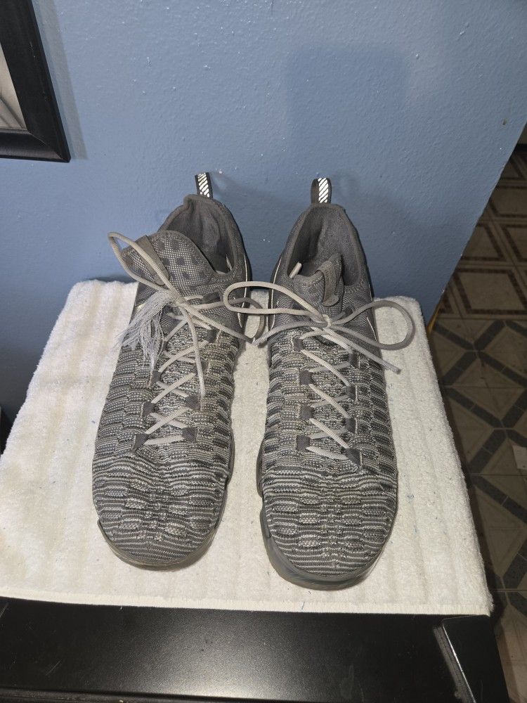 Nike Zoom Kevin Durant KD Grey Basketball Shoes