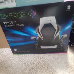 Staples Emerge Vortex Bonded Leather Gaming Chair