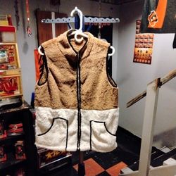 Jacket With No Sleeves For Ladies Size M