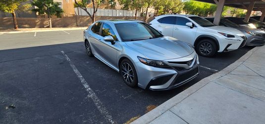 2021 Toyota Camry Se, night shade edition