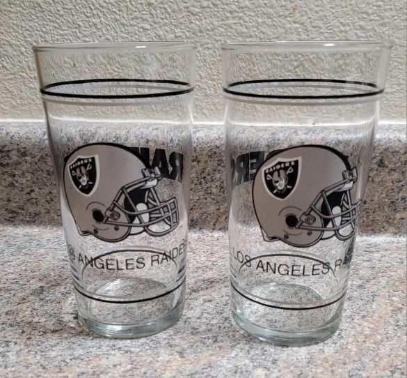 VTG Los Angeles LA Raiders NFL Helmet Tumbler Tall Glass Beer Cup 80’s. Set of 2.