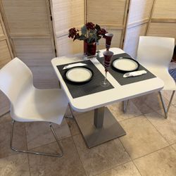 Modern White Cafe table and 2 chairs