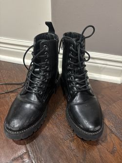 Cute Black Boots