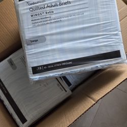 Box Of 4 Quilted Adult Briefs Large 